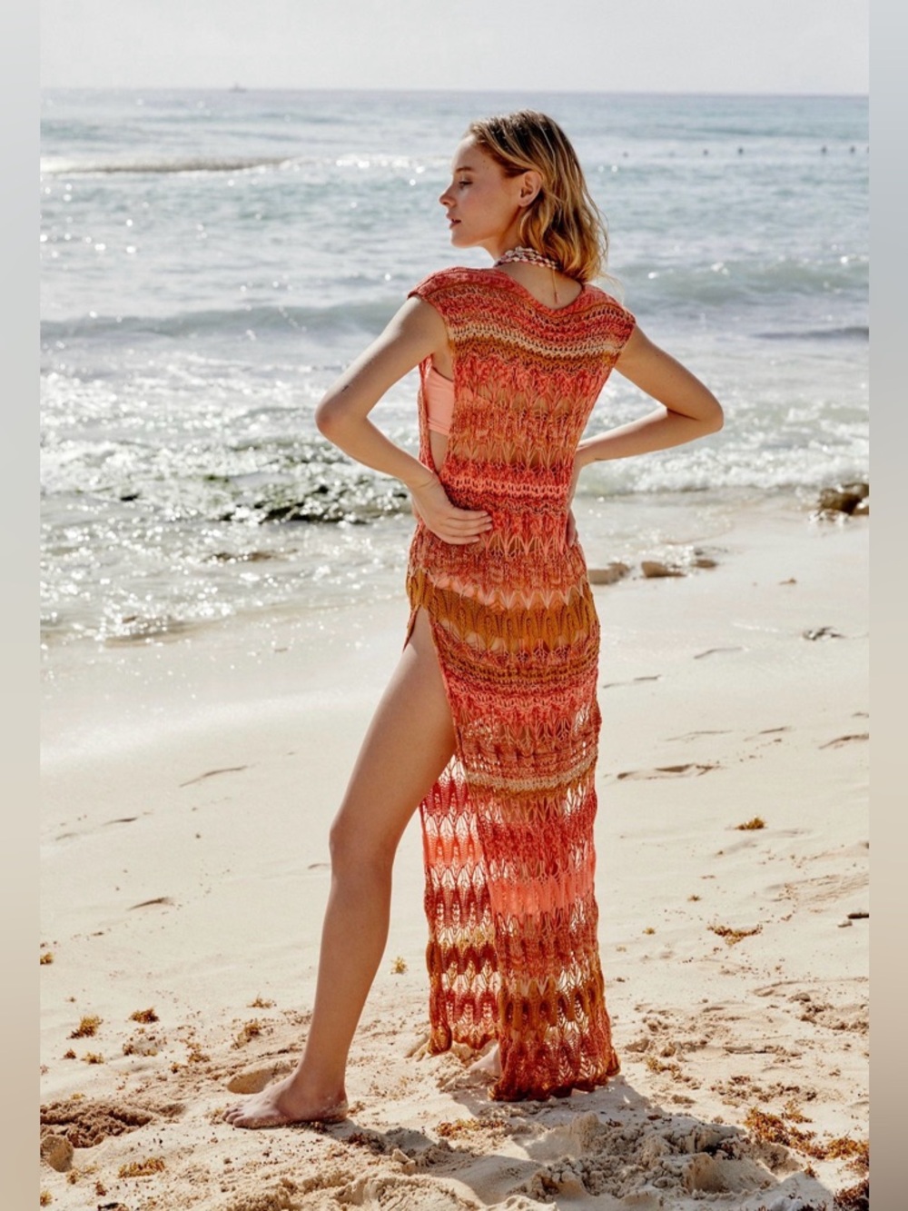 Free People Into The Flames Tunic Size XS/S
Swim cover up 
Style No: 49709728
